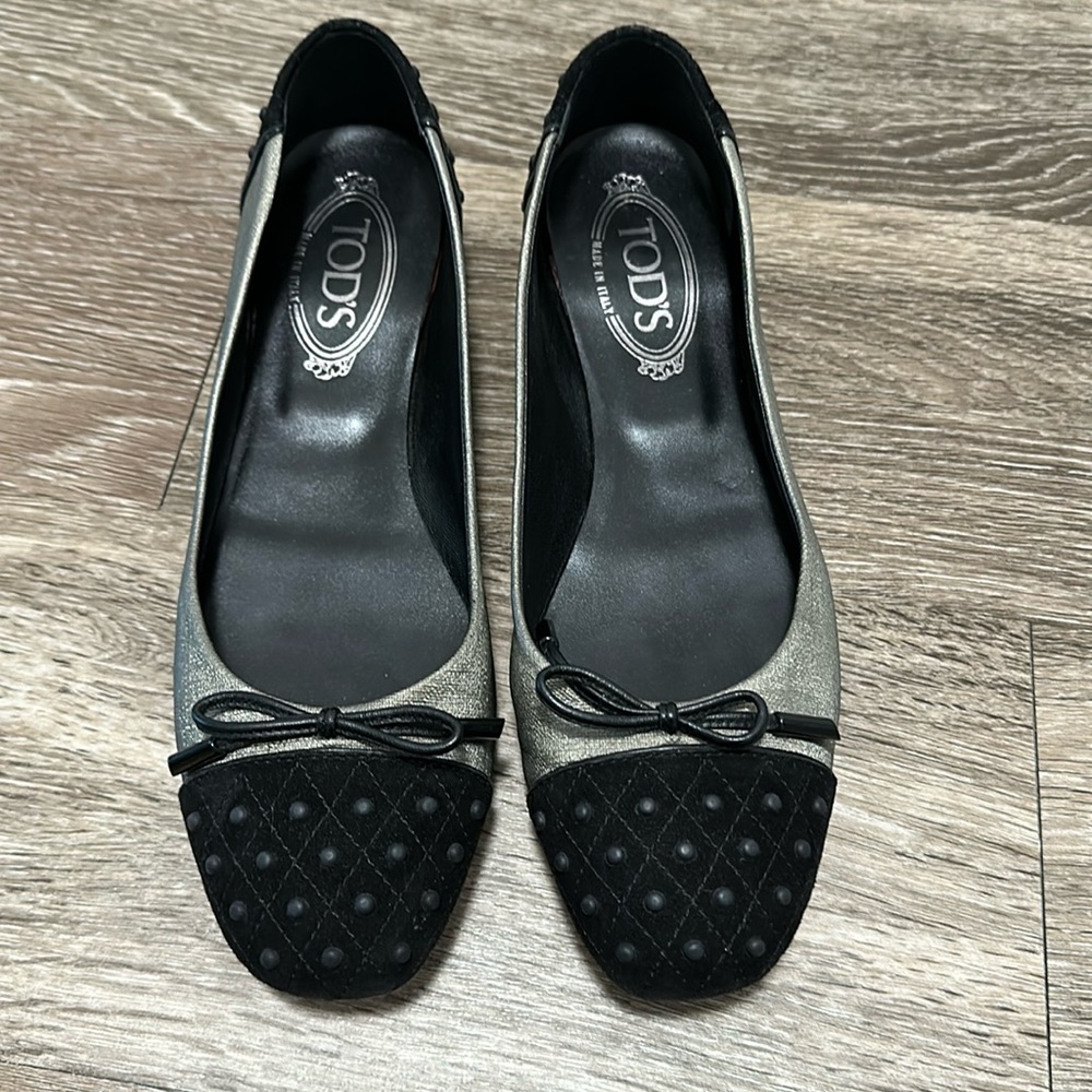 TOD’S ballet slipper style flat size 39 1/2